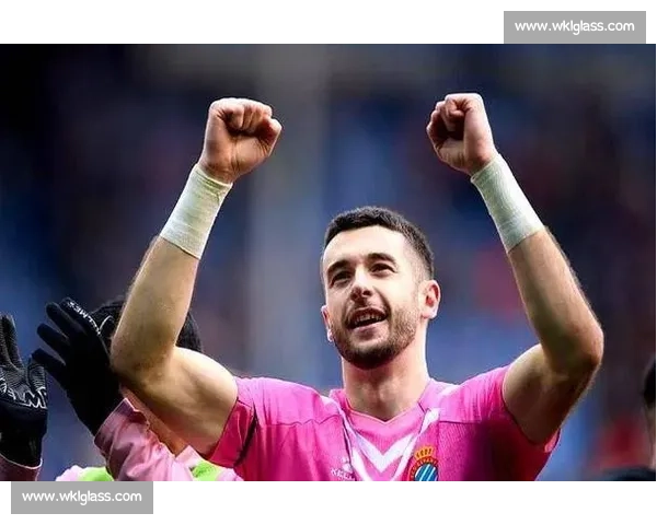 巴萨分期求购霍安遭拒 西班牙人铁心死敌交易