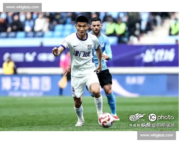 黄嘉辉请假风波后：职业态度获赞，归队首战虽败犹荣