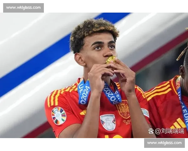 巴萨 17 岁天才创纪录！亚马尔 2 亿欧登顶身价榜，哈兰德、姆巴佩紧追