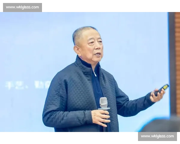 胡葆森寄语四川足球:盼 “傻瓜投资人” 坚守初心助力复兴 胡葆森寄语四川足球:盼 “傻瓜投资人” 坚守初心助力复兴