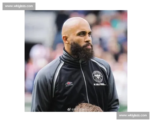 曼联热刺均未推进姆贝乌莫转会，球员前景成疑